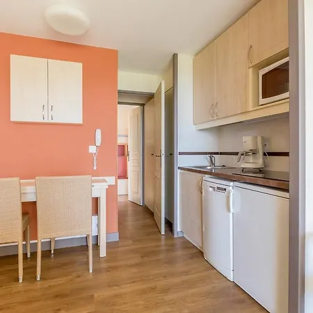 Le Village De Cap Esterel - Maeva Apartman *